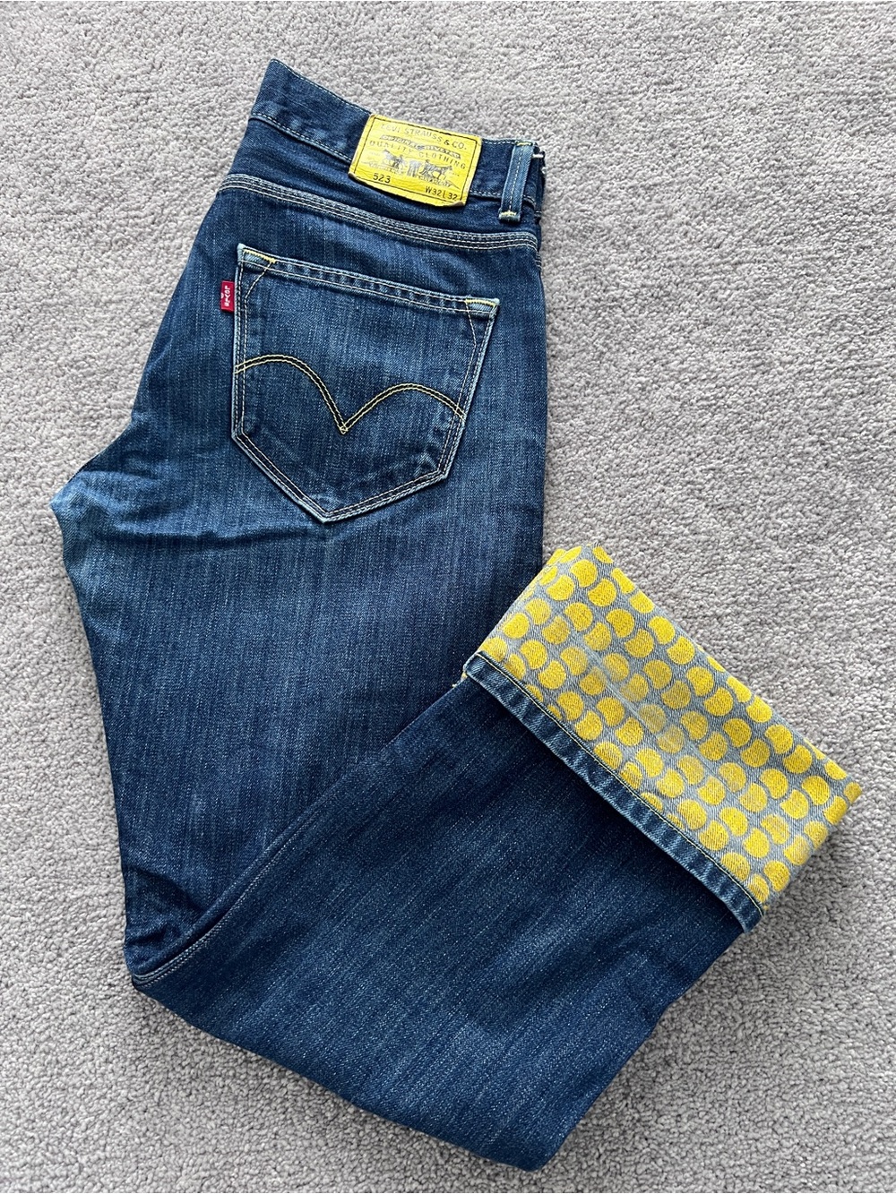 Ultra Rare Limited Edition LEVI’S 523 Yellow Patch & Spot Turn Up Jeans
